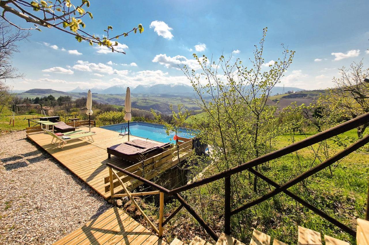 Villa Pilotti Country House Penna San Giovanni Exterior photo